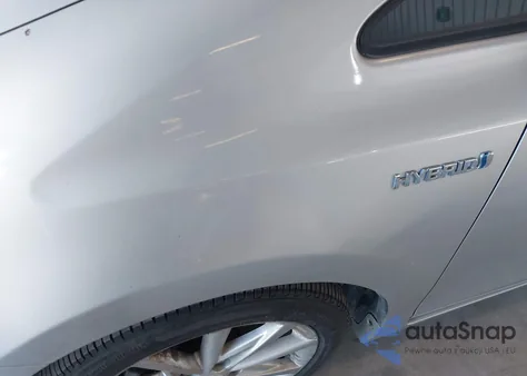 2013 Toyota Prius V Five из США, поврежденный, VIN JTDZN3EU7D3199588